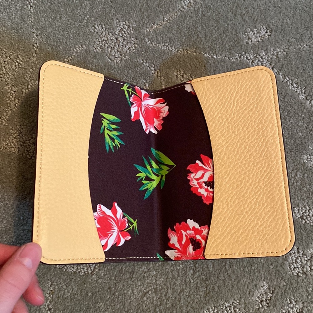 Passport cover RFID - Picture 3 of 3